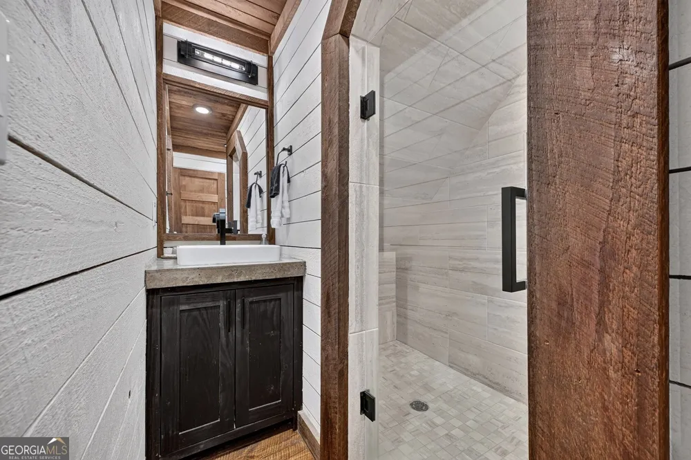 224 Eagle RDG Morganton, GA 30560