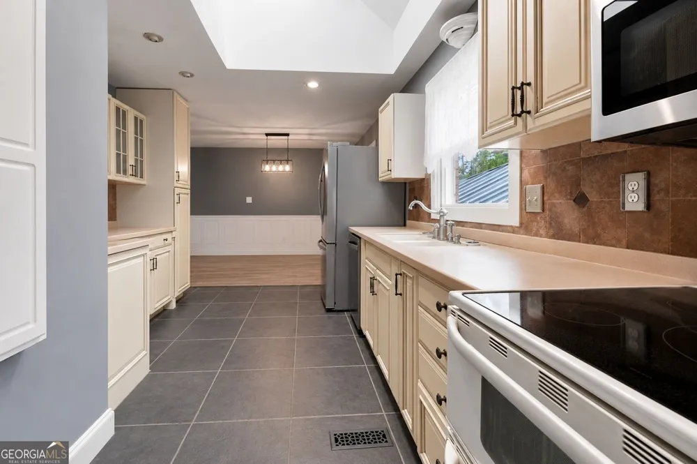 80 Dogwood Trail DR Stockbridge, GA 30281
