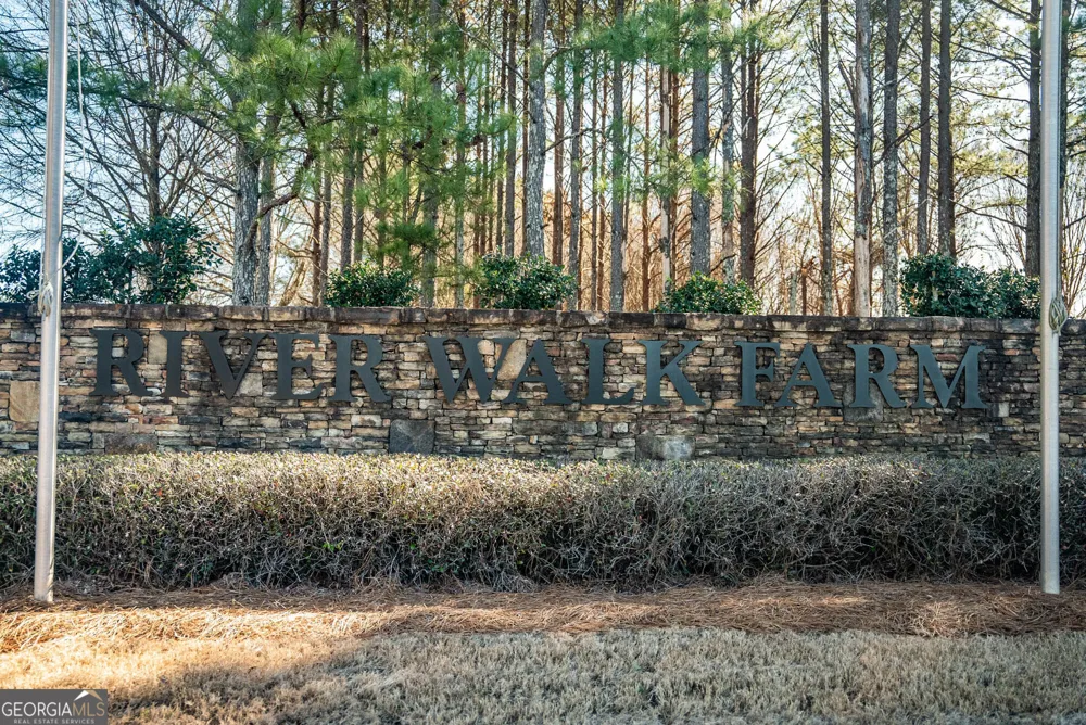 532 River Walk Farm PKWY Covington, GA 30014