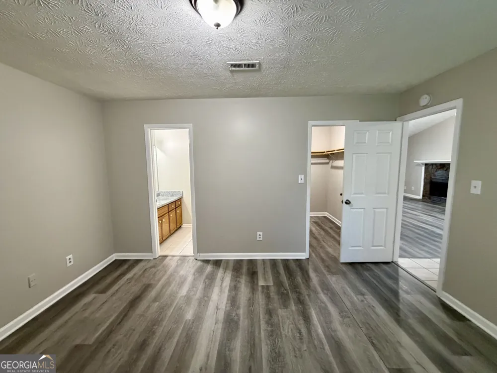 105 Fruitwood TRCE Riverdale, GA 30296