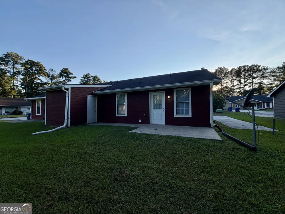 105 Fruitwood TRCE Riverdale, GA 30296