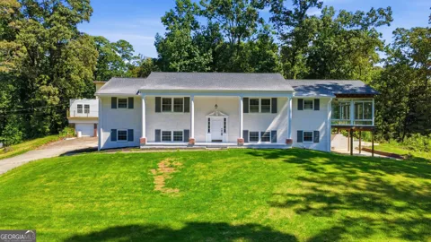 3257 S Bay DR