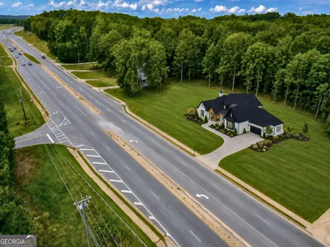 4505 Winder HWY