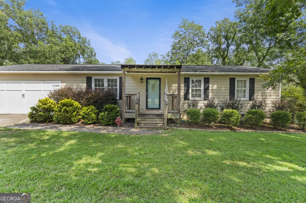 1911 Barnesville RD Griffin, GA 30224