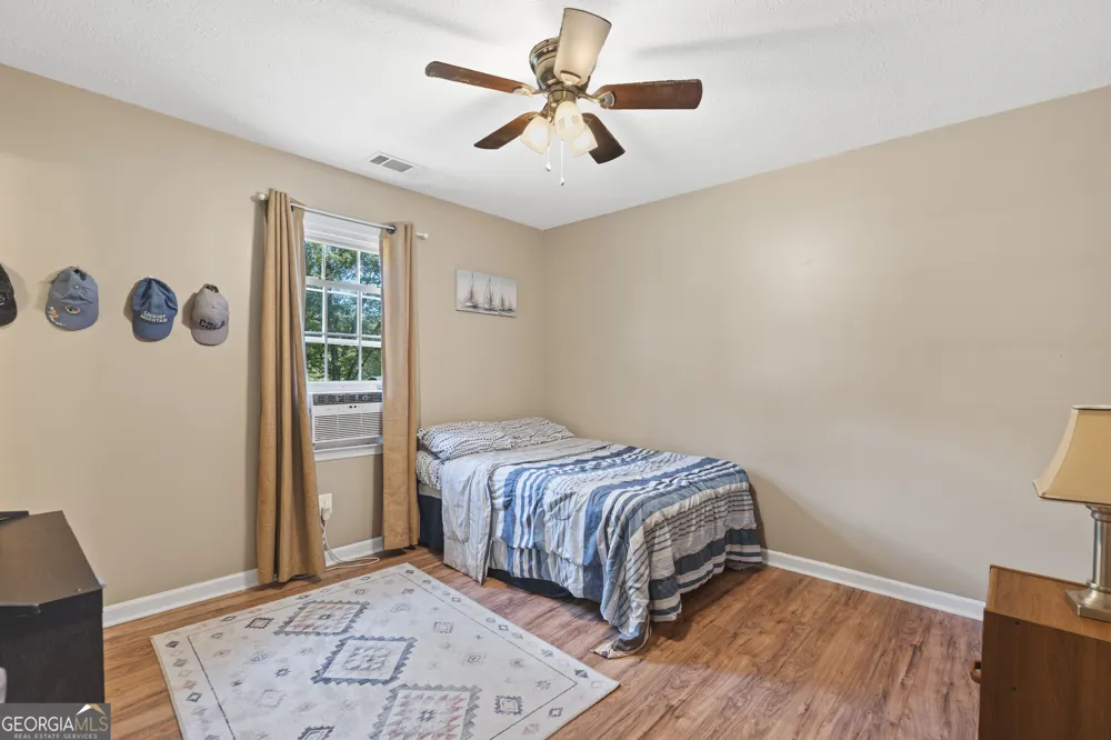 1911 Barnesville RD Griffin, GA 30224