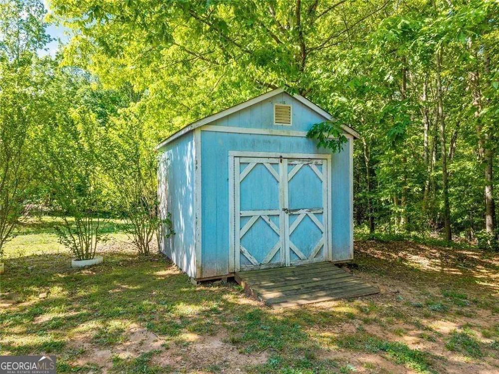245 Cypress DR Covington, GA 30016