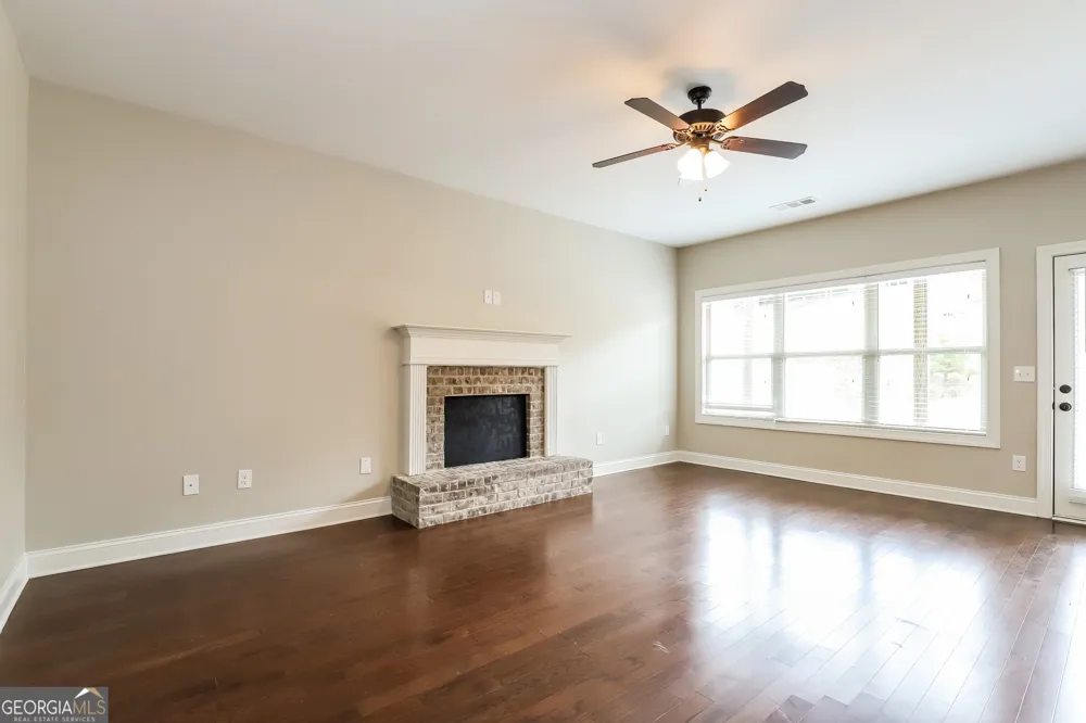 534 Amaranth TRL Hoschton, GA 30548