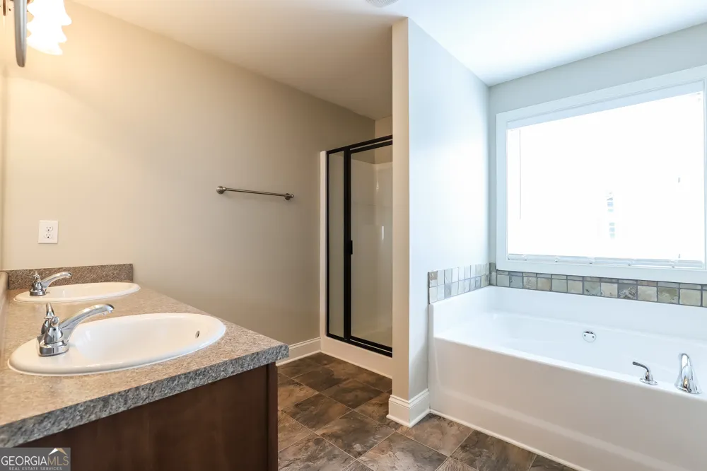 534 Amaranth TRL Hoschton, GA 30548