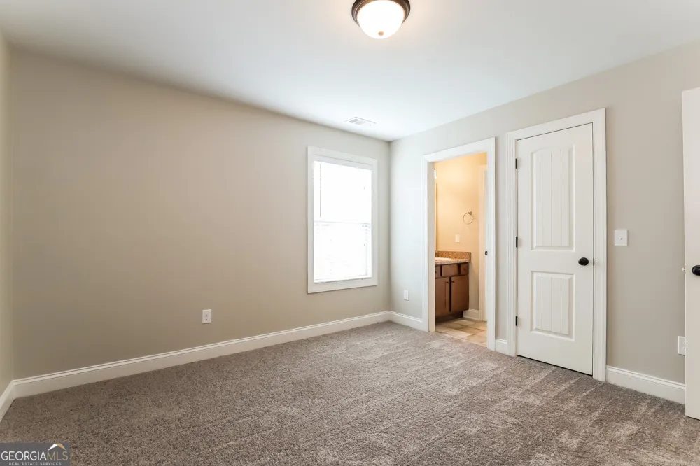 534 Amaranth TRL Hoschton, GA 30548