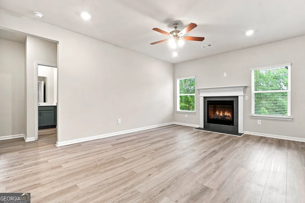 176 Meander DR Woodstock, GA 30188