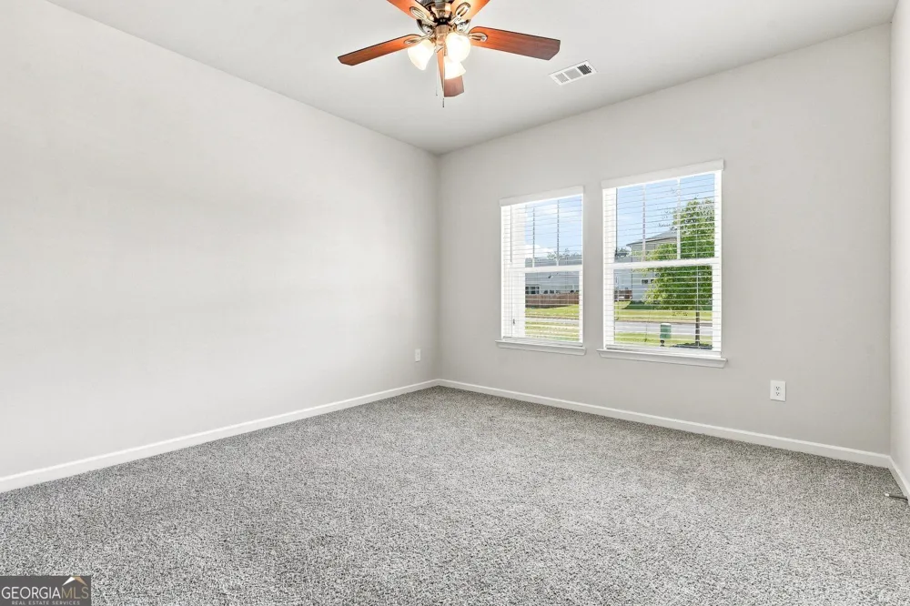 176 Meander DR Woodstock, GA 30188