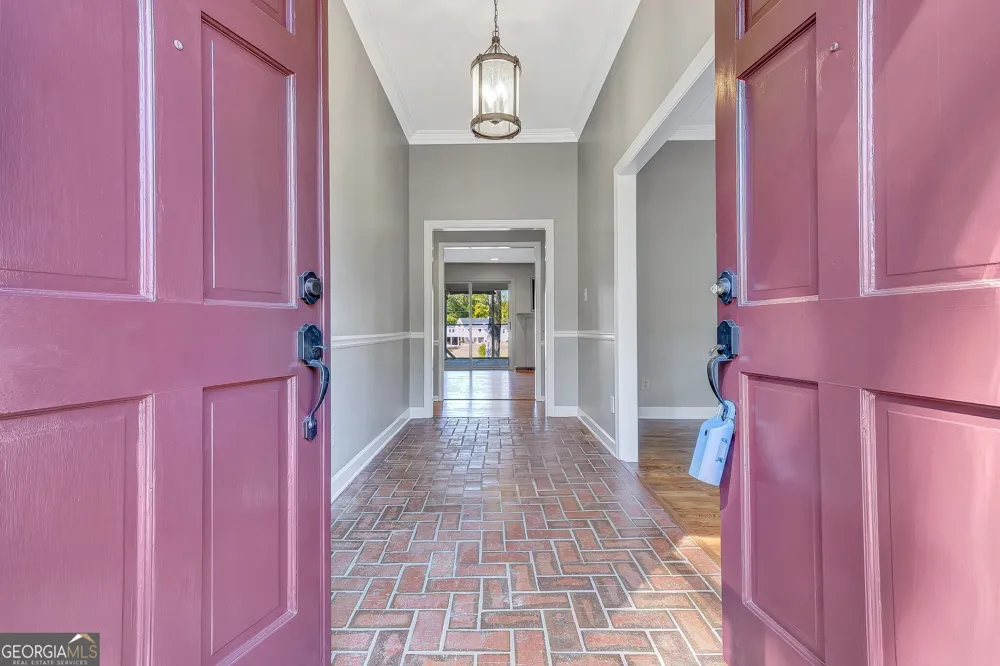 30 Hawthorne DR Newnan, GA 30263