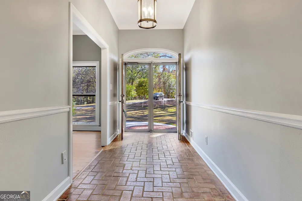30 Hawthorne DR Newnan, GA 30263