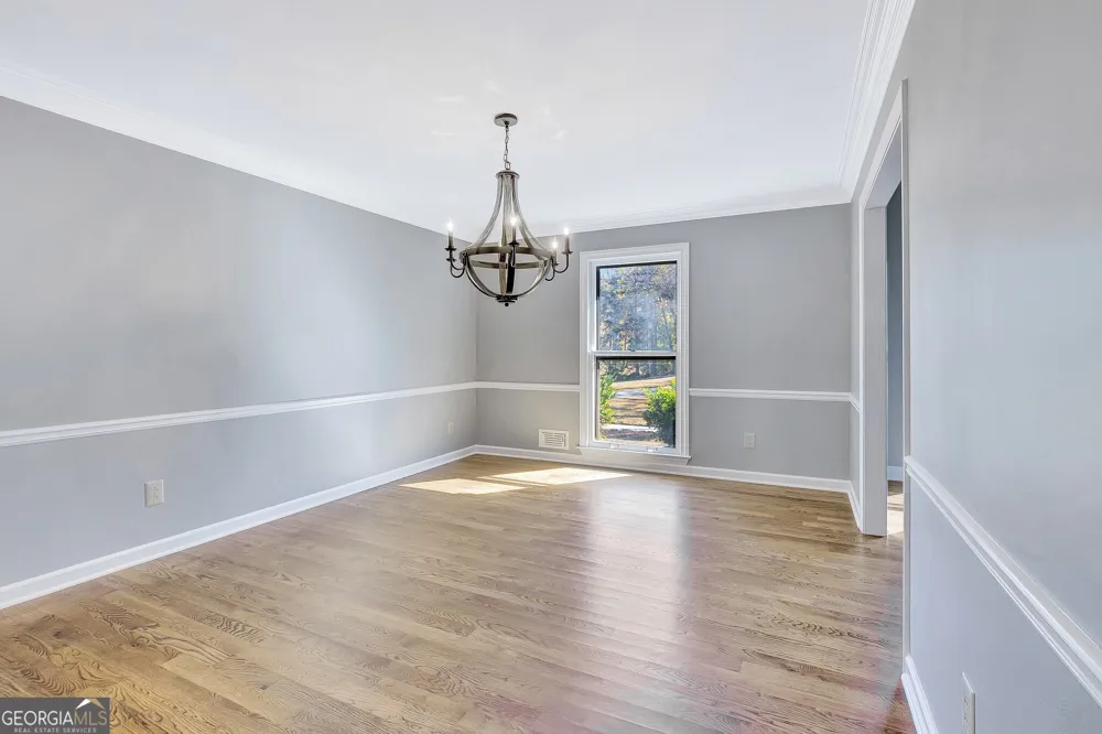 30 Hawthorne DR Newnan, GA 30263