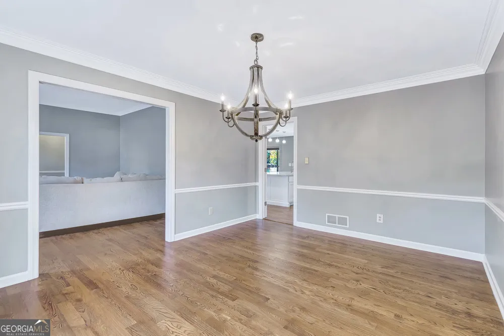 30 Hawthorne DR Newnan, GA 30263