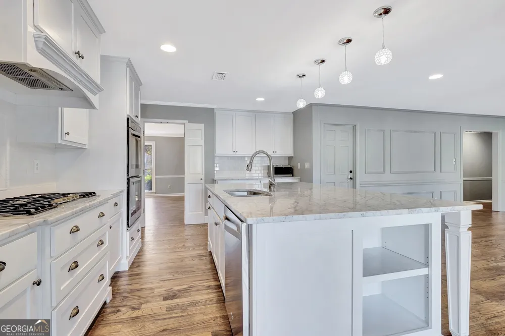 30 Hawthorne DR Newnan, GA 30263