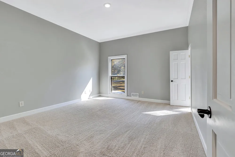 30 Hawthorne DR Newnan, GA 30263