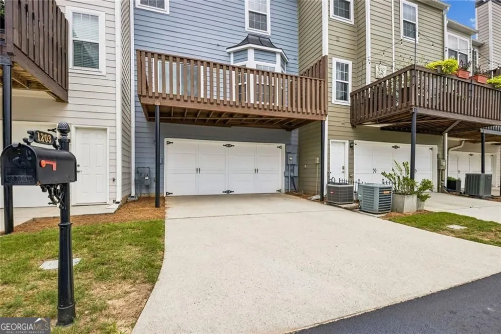 1203 Park Pass WAY Suwanee, GA 30024