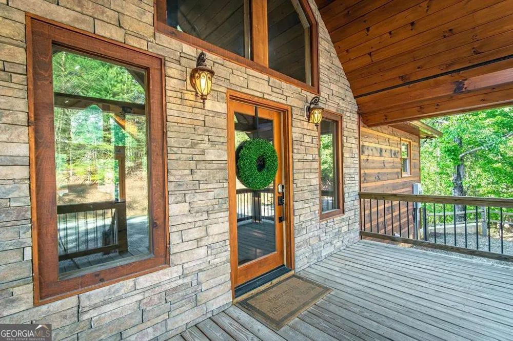 66 Ross DR Mineral Bluff, GA 30559