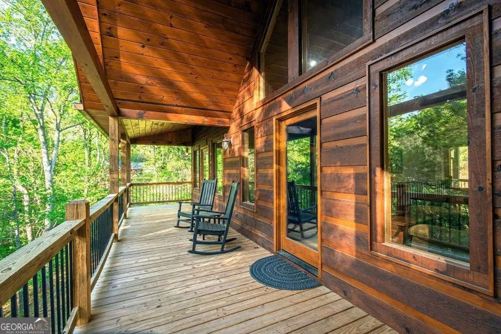 66 Ross DR Mineral Bluff, GA 30559