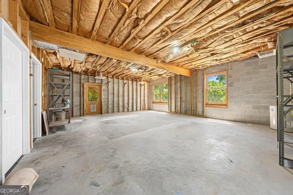166 Knox CIR Lavonia, GA 30553