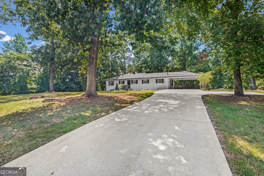 6551 Roberta ST Lithia Springs, GA 30122