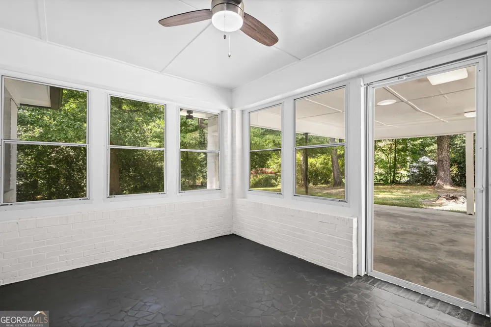 6551 Roberta ST Lithia Springs, GA 30122