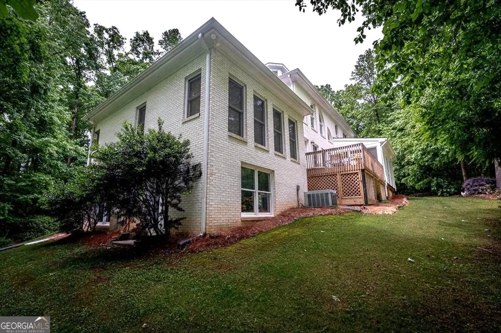 1715 Ammons Bridge RD Monroe, GA 30655