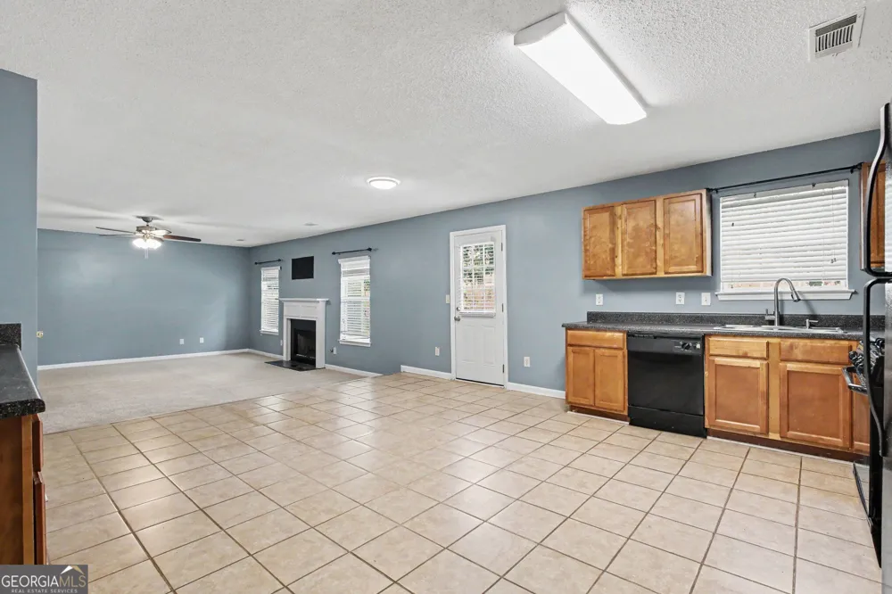 373 Kentwood Springs DR Hampton, GA 30228