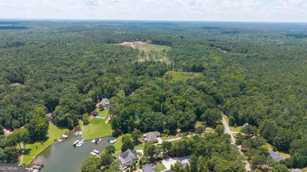 198 Winding River RD Eatonton, GA 31024