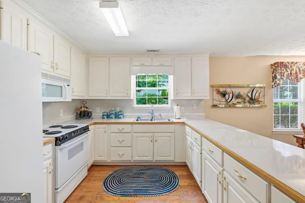 198 Winding River RD Eatonton, GA 31024