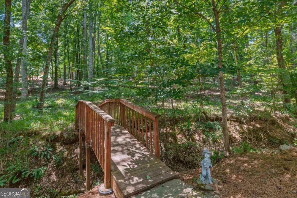 198 Winding River RD Eatonton, GA 31024