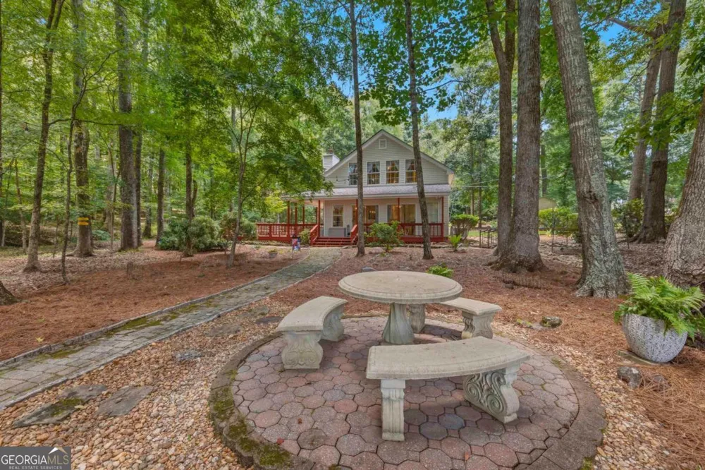 198 Winding River RD Eatonton, GA 31024