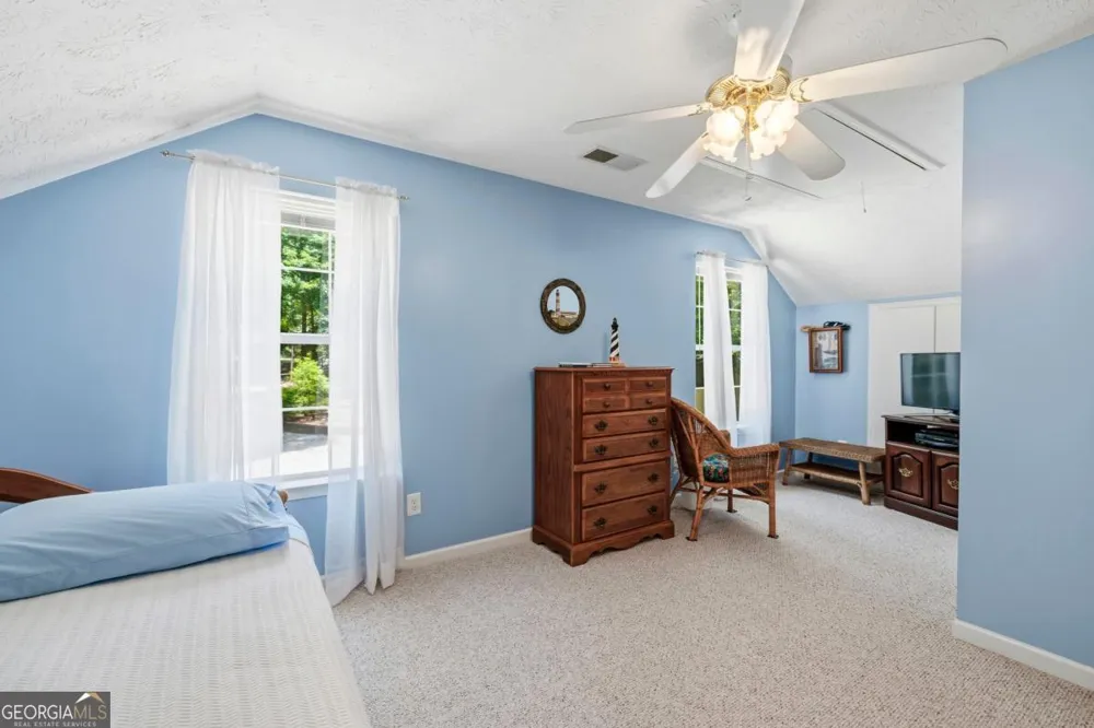 198 Winding River RD Eatonton, GA 31024