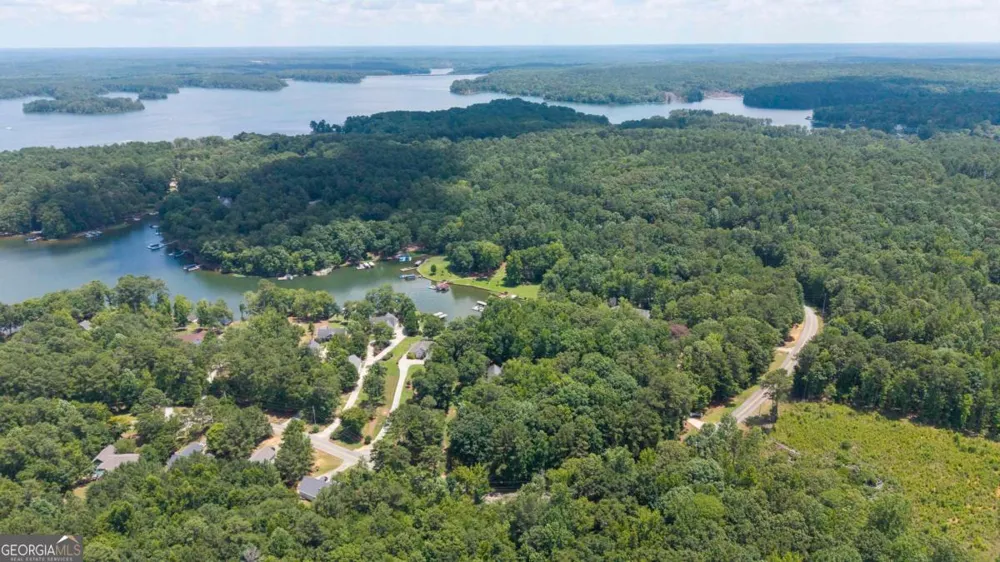 198 Winding River RD Eatonton, GA 31024