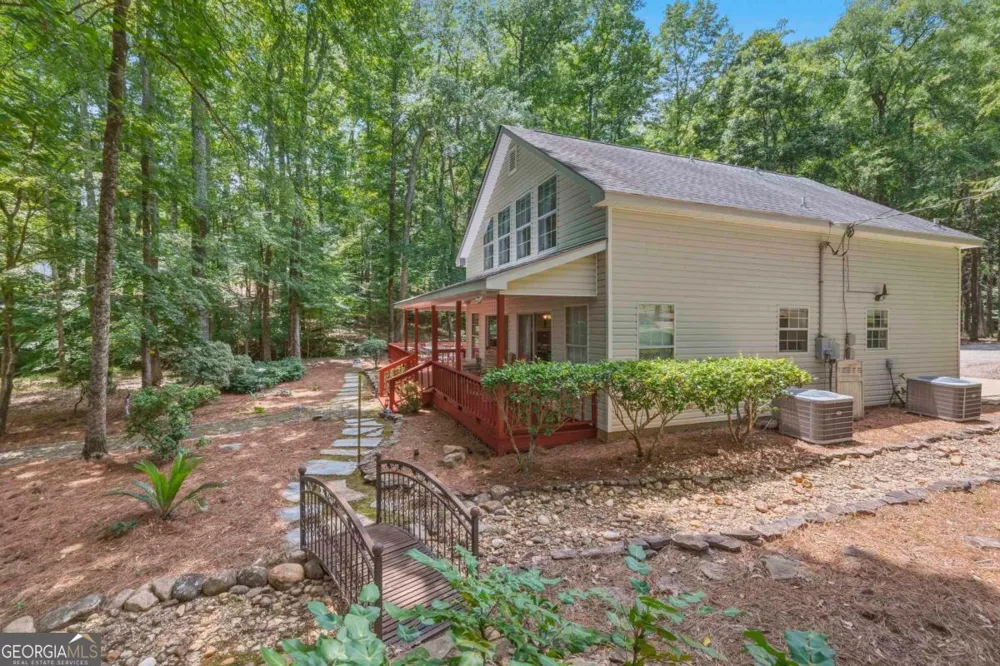 198 Winding River RD Eatonton, GA 31024
