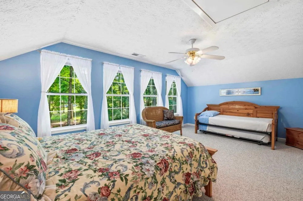 198 Winding River RD Eatonton, GA 31024
