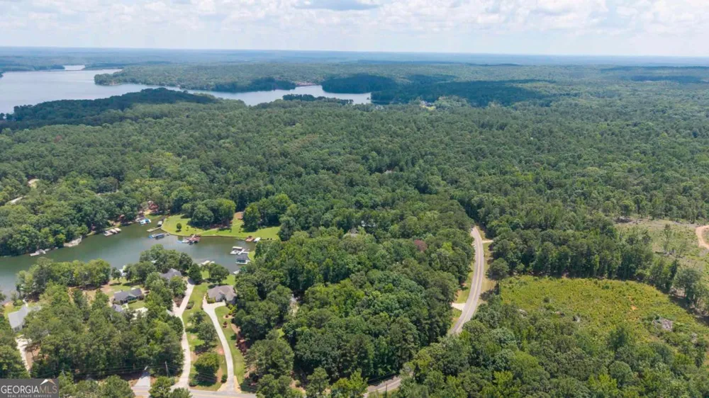 198 Winding River RD Eatonton, GA 31024