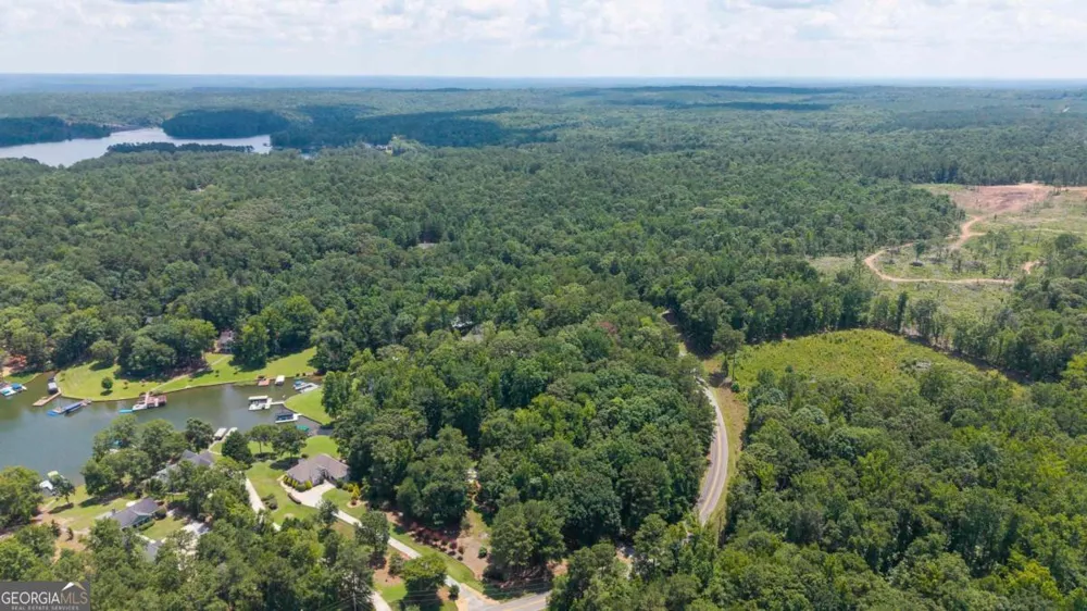 198 Winding River RD Eatonton, GA 31024