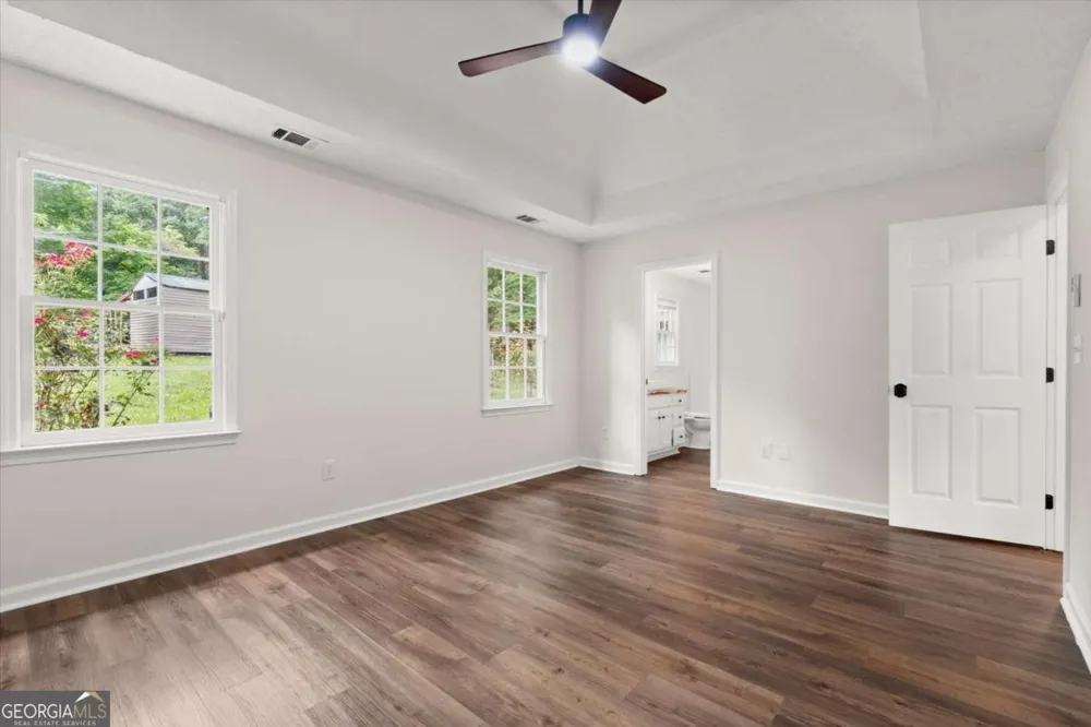 5015 Logans RUN Loganville, GA 30052