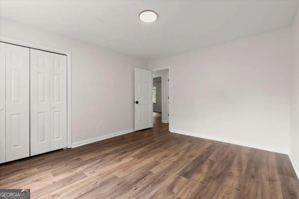 5015 Logans RUN Loganville, GA 30052