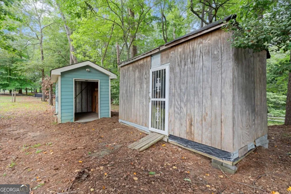 5015 Logans RUN Loganville, GA 30052