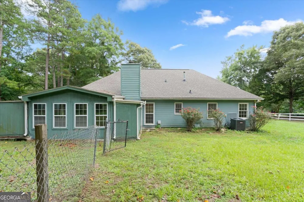 5015 Logans RUN Loganville, GA 30052