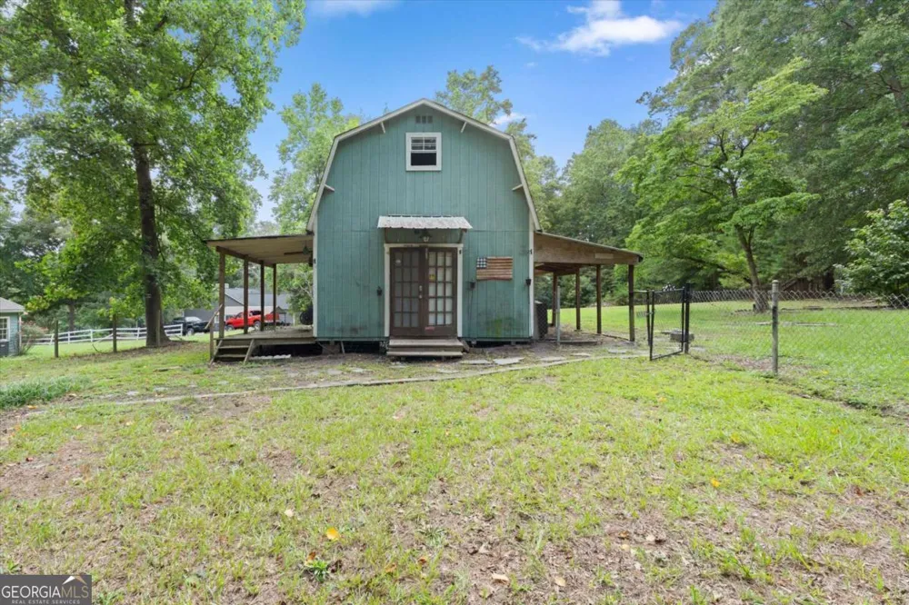 5015 Logans RUN Loganville, GA 30052