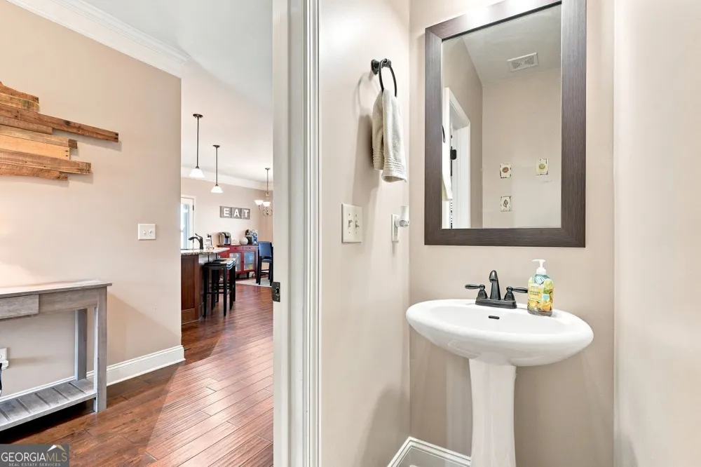 334 Red Cap CIR Jefferson, GA 30549