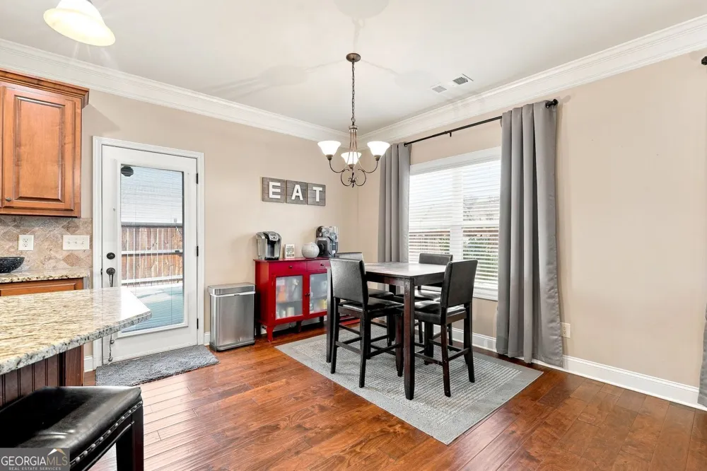 334 Red Cap CIR Jefferson, GA 30549