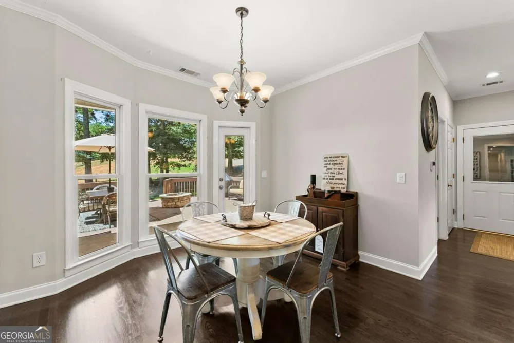 149 Ratcliff DR Dawsonville, GA 30534