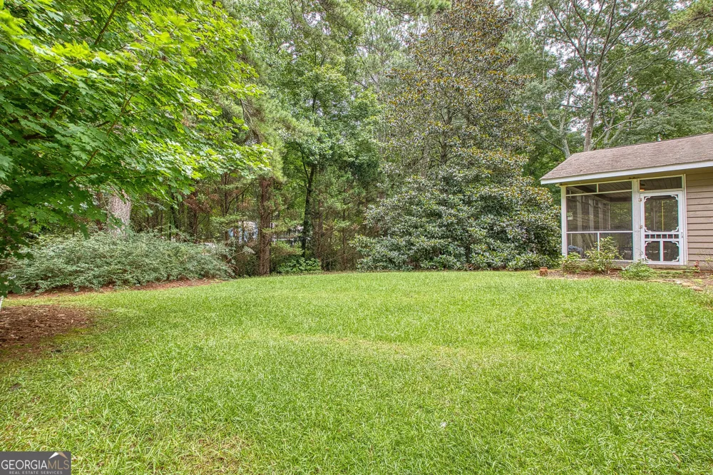 160 Sandy Lake CIR Fayetteville, GA 30214
