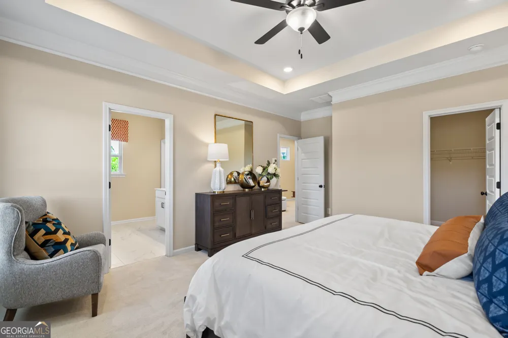 832 Crescent DR Riverdale, GA 30274