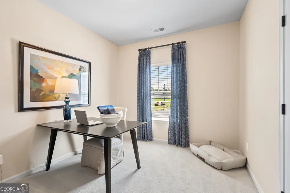 832 Crescent DR Riverdale, GA 30274